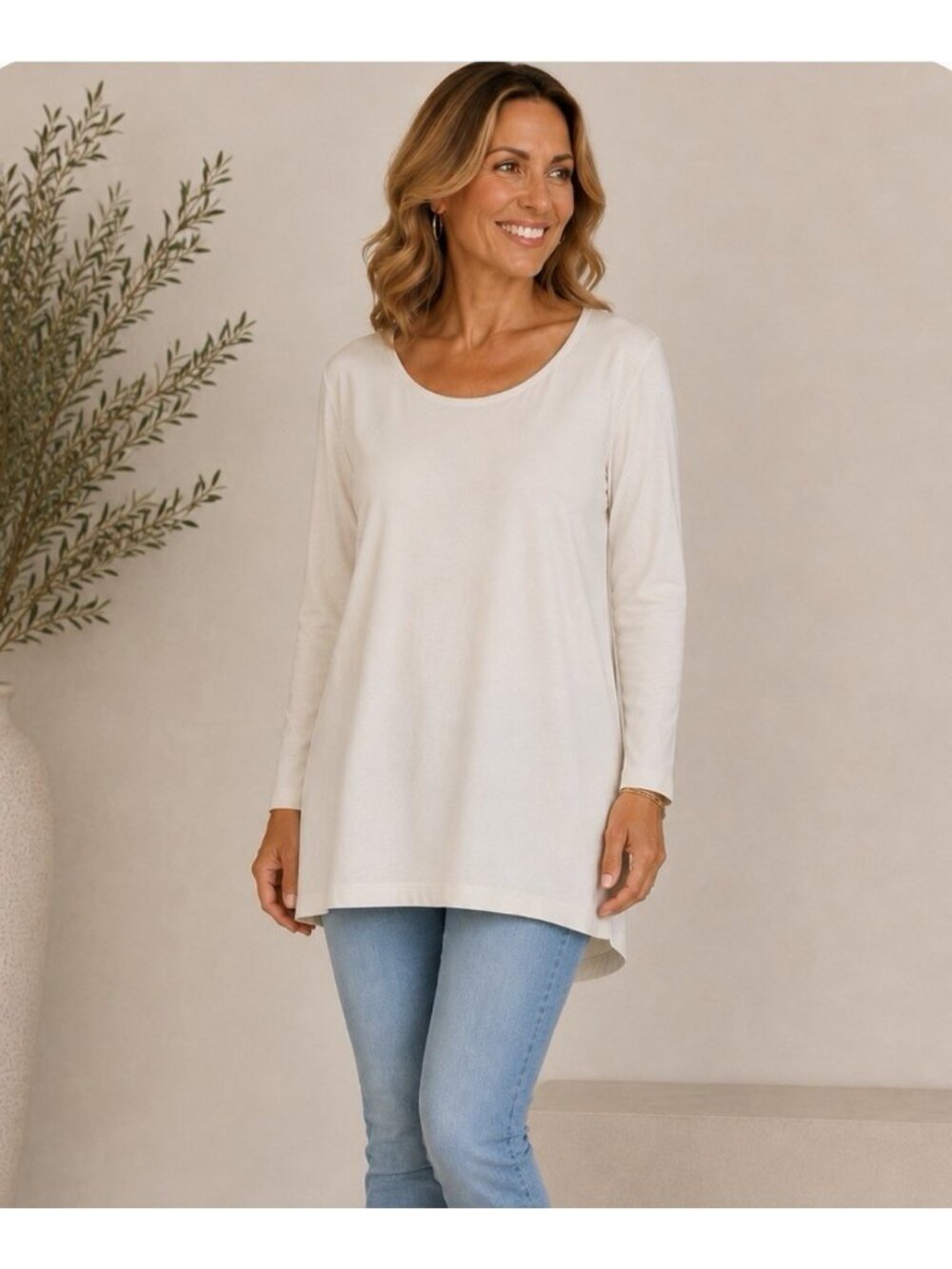 Bryn Walker Tunic Top Size 1X White Long Sleeve Jersey Shirt